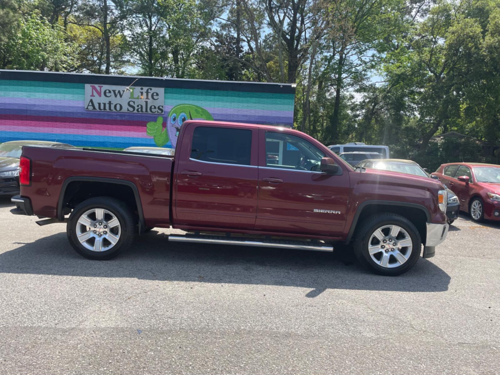 2014 RED GMC SIERRA 1500 SLE (3GTP1UEC5EG) with an 5.3L engine, Automatic transmission, located at 5103 Dorchester Rd., Charleston, SC, 29418-5607, (843) 767-1122, 36.245171, -115.228050 - Comfortable Interior with AUX/Bluetooth/Pandora, OnStar, Backup Camera, Dual Climate Control, Power Everything (windows, locks, seats, mirrors), Keyless Entry, Bed Liner, Running Boards, Tow Package, Alloy Wheels. Local Trade-in!! 195k miles Located at New Life Auto Sales! 2023 WINNER for Post & Co - Photo #7